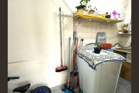 Casa à venda com 110m², 3 quartos e sem vagaÁrea de Serviço