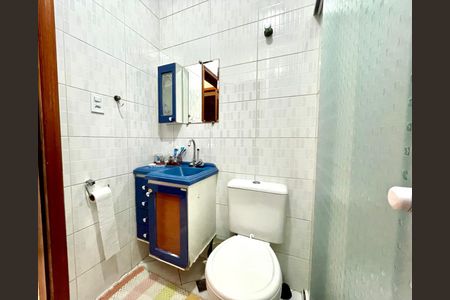 Casa à venda com 110m², 3 quartos e sem vagaBanheiro