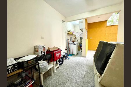 Casa à venda com 110m², 3 quartos e sem vagaÁrea de Serviço