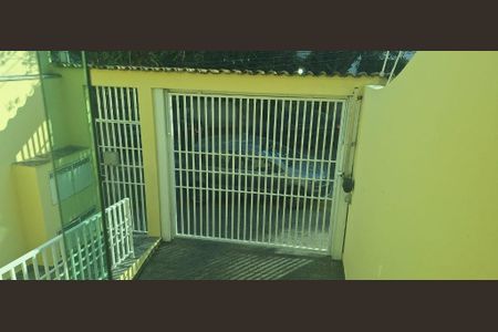 Casa à venda com 186m², 3 quartos e 4 vagasFoto 02