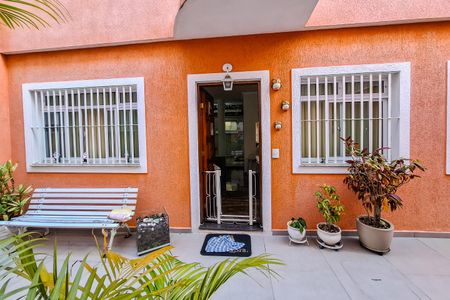 Casa à venda com 120m², 2 quartos e 1 vagaFachada da casa