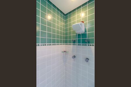 Casa à venda com 69m², 2 quartos e 1 vagaSuíte - Banheiro