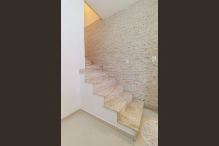 Casa à venda com 69m², 2 quartos e 1 vagaSala