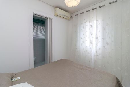 Casa à venda com 69m², 2 quartos e 1 vagaSuíte
