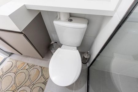 Apartamento para alugar com 36m², 2 quartos e sem vaga Apartamento para alugar com 36m², 2 quartos e sem vagaBanheiro