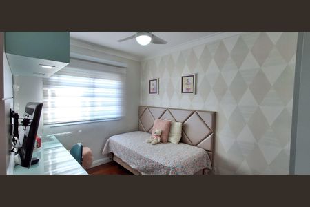 Apartamento à venda com 140m², 4 quartos e 3 vagasQuarto 2