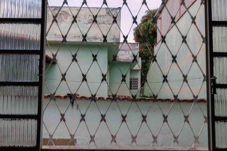 Casa à venda com 300m², 3 quartos e 3 vagas Casa à venda com 300m², 3 quartos e 3 vagasVista