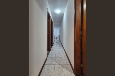 Apartamento à venda com 187m², 3 quartos e 3 vagasCorredor