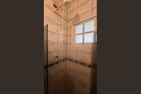 Casa à venda com 220m², 4 quartos e 3 vagasBanheiro 