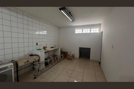 Casa à venda com 220m², 4 quartos e 3 vagasCozinha 2 Térreo