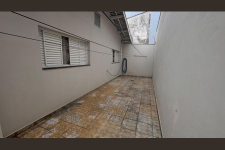 Casa à venda com 220m², 4 quartos e 3 vagasQuintal