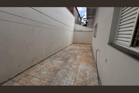 Casa à venda com 220m², 4 quartos e 3 vagasQuintal
