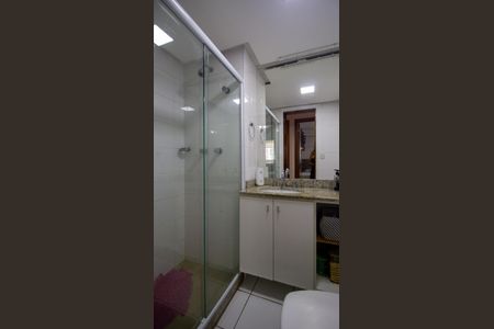 Apartamento à venda com 100m², 3 quartos e 1 vagaBanheiro Social