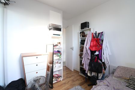 Apartamento para alugar com 64m², 2 quartos e 1 vagaQuarto