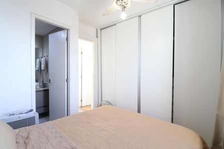 Apartamento para alugar com 64m², 2 quartos e 1 vagaSuíte