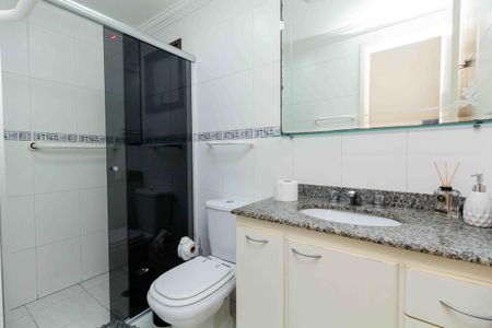 Apartamento para alugar com 186m², 3 quartos e 2 vagasBanheiro Suíte 