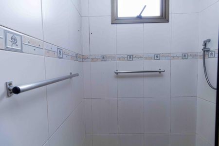 Apartamento para alugar com 186m², 3 quartos e 2 vagasBanheiro 1