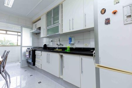 Apartamento para alugar com 186m², 3 quartos e 2 vagasCozinha