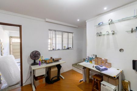 Casa à venda com 76m², 3 quartos e 1 vagaSala