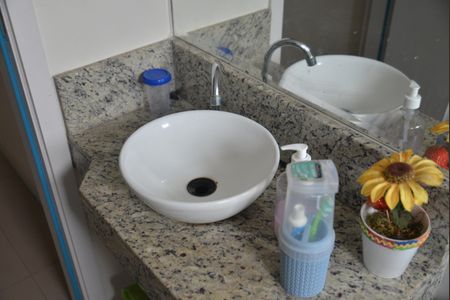 Apartamento à venda com 42m², 2 quartos e 1 vagaBanheiro Social