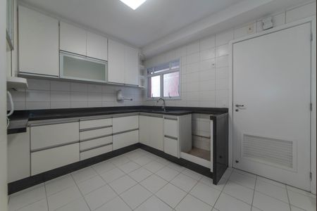 Apartamento para alugar com 136m², 3 quartos e 2 vagasCozinha