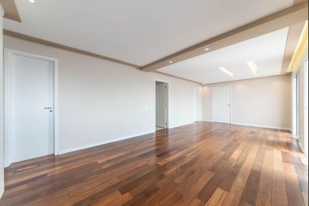 Apartamento para alugar com 136m², 3 quartos e 2 vagasSala