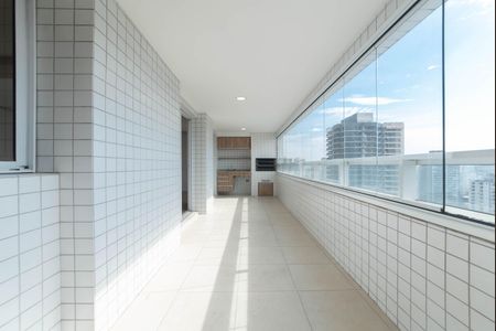 Apartamento para alugar com 136m², 3 quartos e 2 vagasVaranda