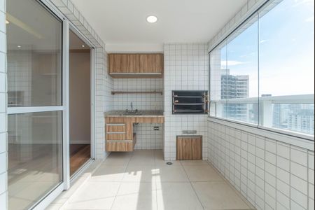 Apartamento para alugar com 136m², 3 quartos e 2 vagasVaranda