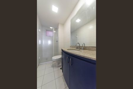Apartamento para alugar com 136m², 3 quartos e 2 vagasBanheiro Social
