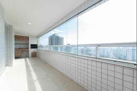 Apartamento para alugar com 136m², 3 quartos e 2 vagasVaranda