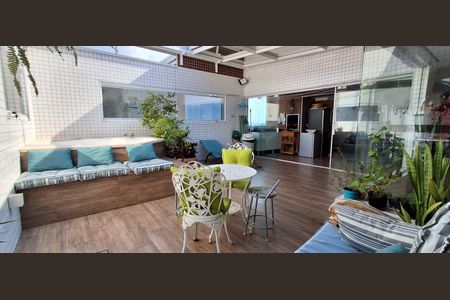 Apartamento à venda com 240m², 3 quartos e 3 vagasCobertura