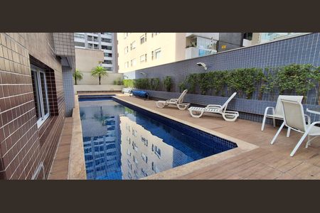 Apartamento à venda com 240m², 3 quartos e 3 vagasÁrea comum - Piscina
