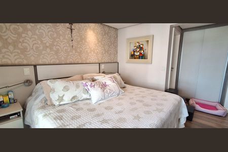 Apartamento à venda com 240m², 3 quartos e 3 vagasSuíte 2