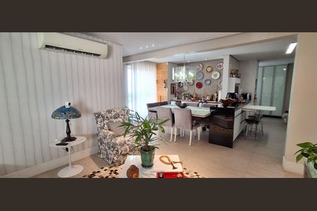 Apartamento à venda com 240m², 3 quartos e 3 vagasSala