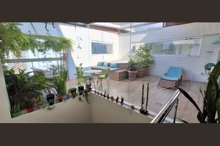 Apartamento à venda com 240m², 3 quartos e 3 vagasCobertura