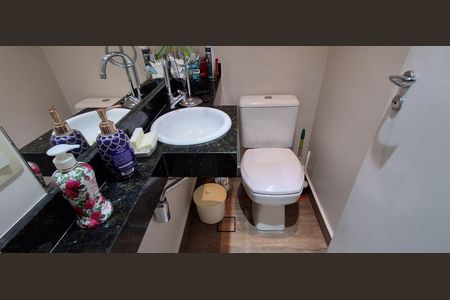 Apartamento à venda com 240m², 3 quartos e 3 vagasBanheiro cobertura