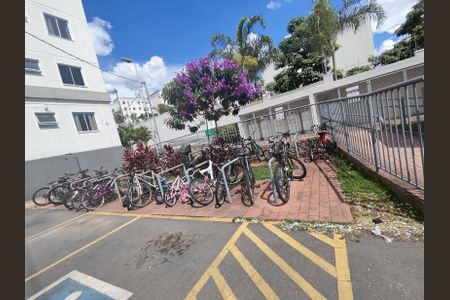 Apartamento à venda com 49m², 2 quartos e 1 vaga Apartamento à venda com 49m², 2 quartos e 1 vagabicicletario