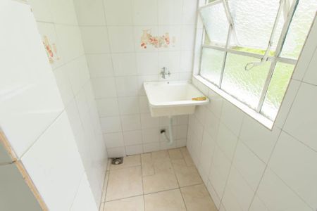 Apartamento para alugar com 50m², 2 quartos e sem vaga Apartamento para alugar com 50m², 2 quartos e sem vagaCozinha e Área de Serviço