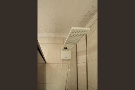 Casa à venda com 150m², 4 quartos e 3 vagasBanheiro 1