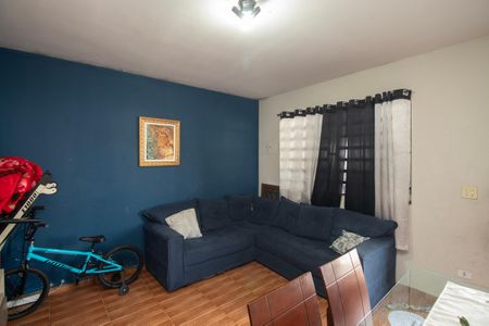 Casa à venda com 150m², 4 quartos e 3 vagasSala 2
