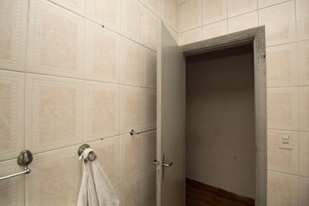 Casa à venda com 150m², 4 quartos e 3 vagasBanheiro 2