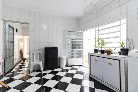 Casa à venda com 268m², 3 quartos e 2 vagas Casa à venda com 268m², 3 quartos e 2 vagasLavanderia da Casa 1