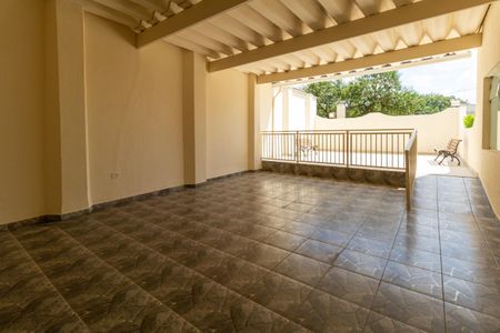 Apartamento à venda com 74m², 3 quartos e 1 vagaÁrea comum