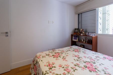 Apartamento à venda com 74m², 3 quartos e 1 vagaQuarto 1