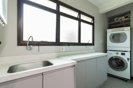 Apartamento à venda com 129m², 3 quartos e 2 vagasÁrea de Serviço