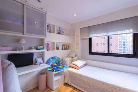 Apartamento à venda com 129m², 3 quartos e 2 vagasQuarto Suíte 2