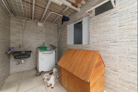 Casa à venda com 160m², 3 quartos e 3 vagasQuintal - Lavanderia