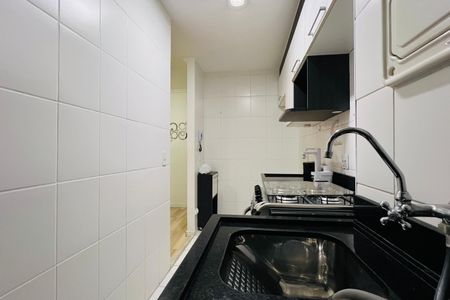 Apartamento à venda com 60m², 2 quartos e 1 vaga Apartamento à venda com 60m², 2 quartos e 1 vagaCozinha e Área de Serviço