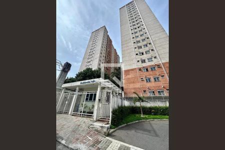 Apartamento à venda com 60m², 2 quartos e 1 vaga Apartamento à venda com 60m², 2 quartos e 1 vagaFachada e portaria