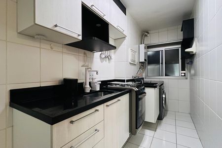 Apartamento à venda com 60m², 2 quartos e 1 vaga Apartamento à venda com 60m², 2 quartos e 1 vagaCozinha e Área de Serviço